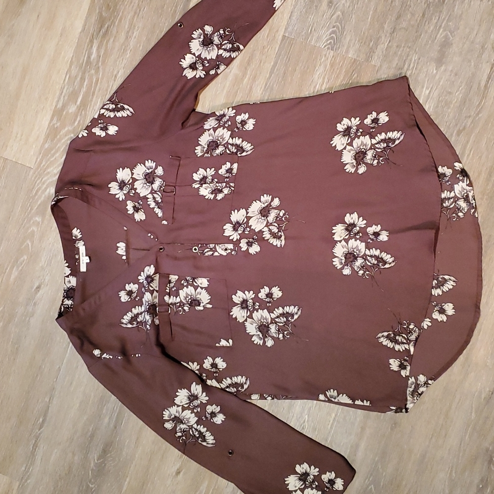 Maurice’s purple blouse like new